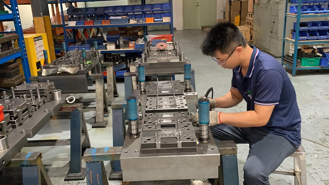 Custom Stamping Parts Factory