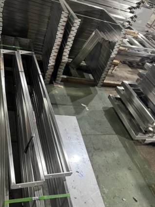 Heavy-duty aluminum welded bracket